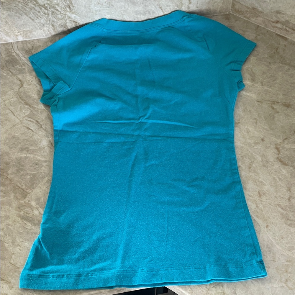 BEBE SPORT Teal V-Neck Short Sleeve Tee. SIZE: XS - Picture 4 of 4